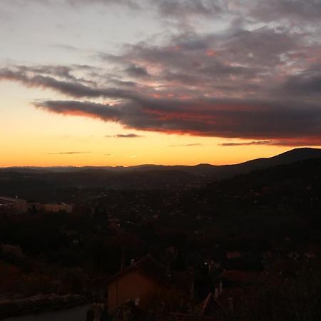 Appartement Spacieux Et Chaleureux A Grasse Buitenkant foto