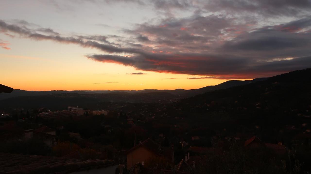 Appartement Spacieux Et Chaleureux A Grasse Buitenkant foto